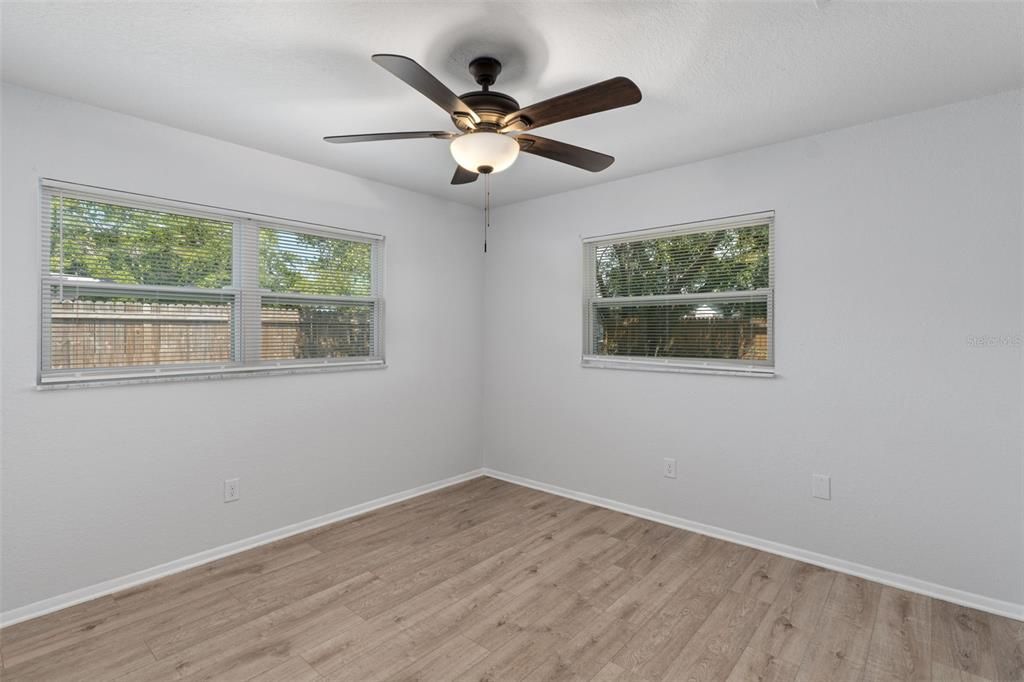 Activo con contrato: $248,000 (3 camas, 2 baños, 1104 Pies cuadrados)