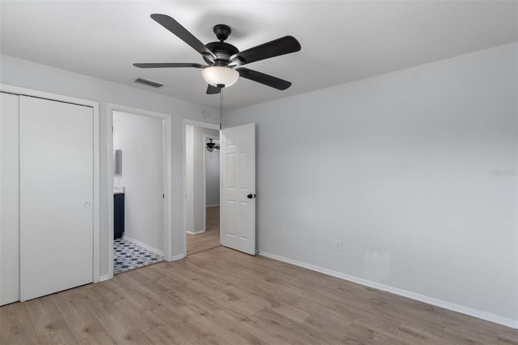 Activo con contrato: $248,000 (3 camas, 2 baños, 1104 Pies cuadrados)
