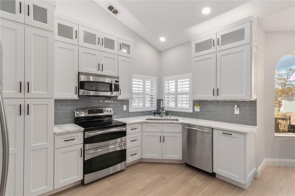 En Venta: $1,399,000 (3 camas, 3 baños, 3369 Pies cuadrados)