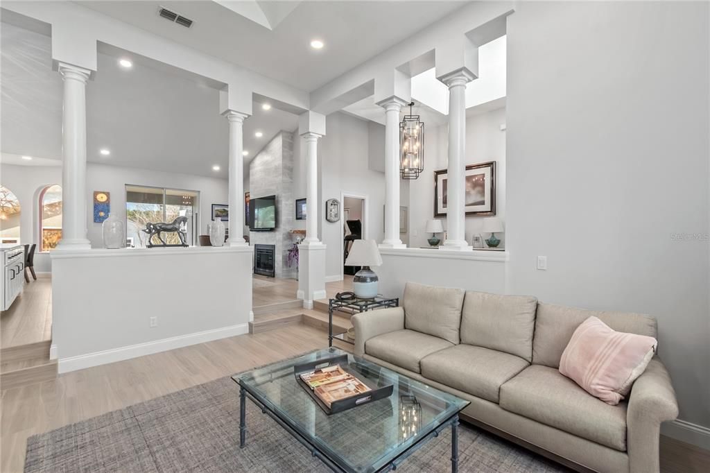 En Venta: $1,399,000 (3 camas, 3 baños, 3369 Pies cuadrados)