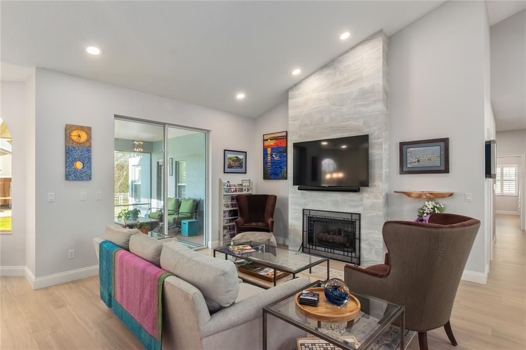 En Venta: $1,399,000 (3 camas, 3 baños, 3369 Pies cuadrados)