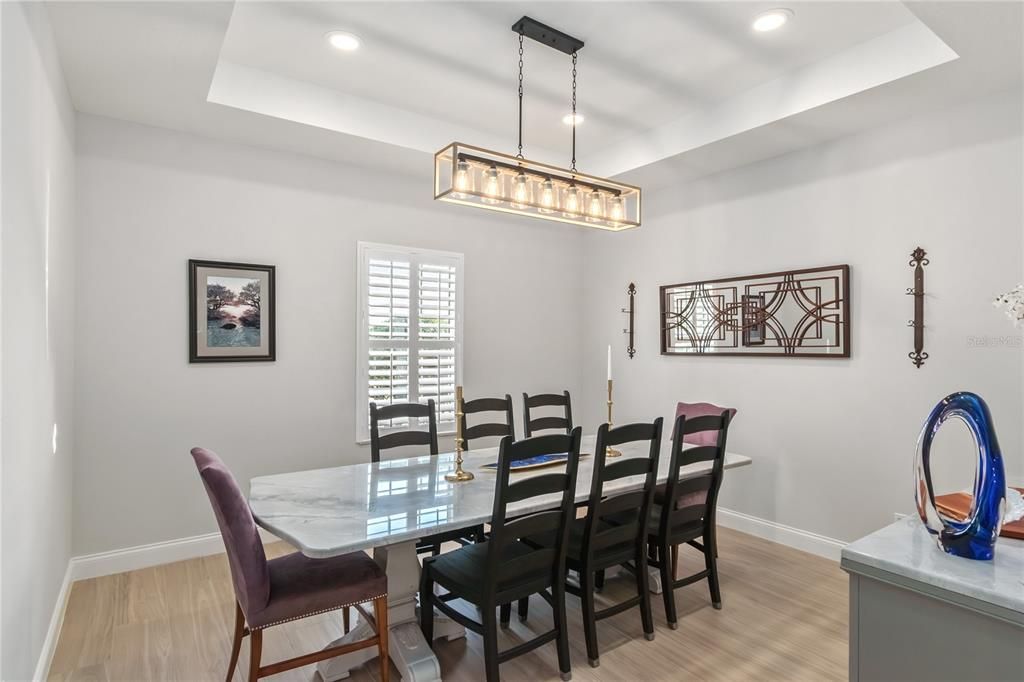 En Venta: $1,399,000 (3 camas, 3 baños, 3369 Pies cuadrados)