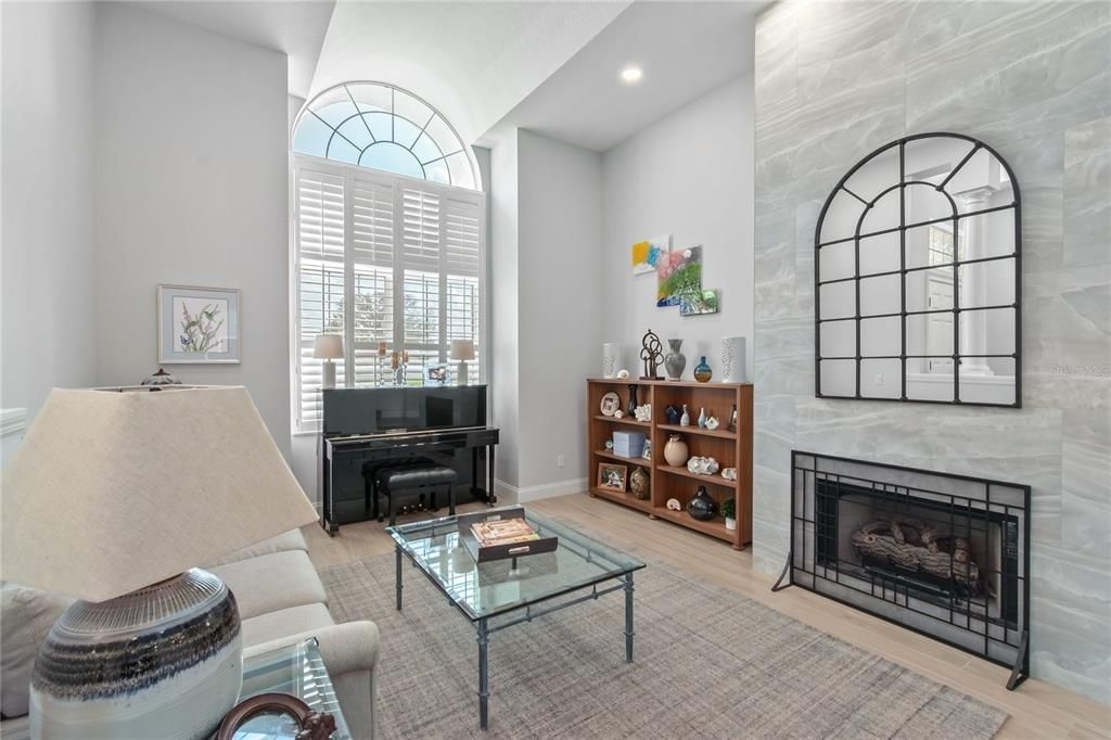 En Venta: $1,399,000 (3 camas, 3 baños, 3369 Pies cuadrados)