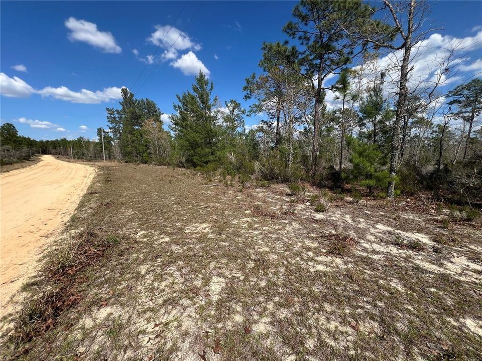 En Venta: $79,900 (5.02 acres)