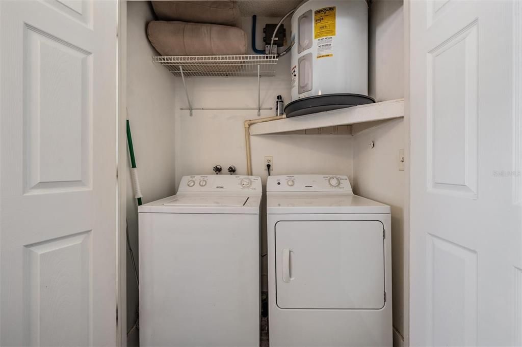 En Venta: $199,900 (2 camas, 2 baños, 1171 Pies cuadrados)