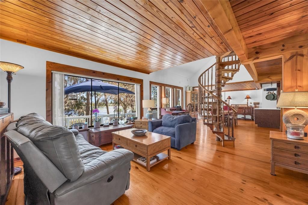 En Venta: $849,900 (5 camas, 3 baños, 3465 Pies cuadrados)
