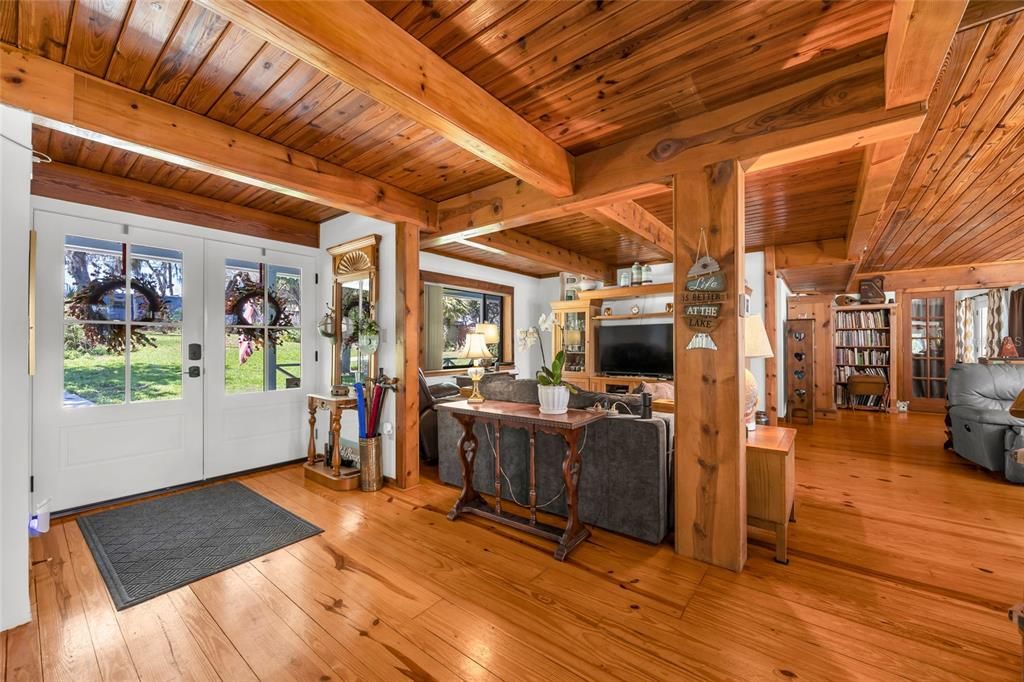 En Venta: $849,900 (5 camas, 3 baños, 3465 Pies cuadrados)