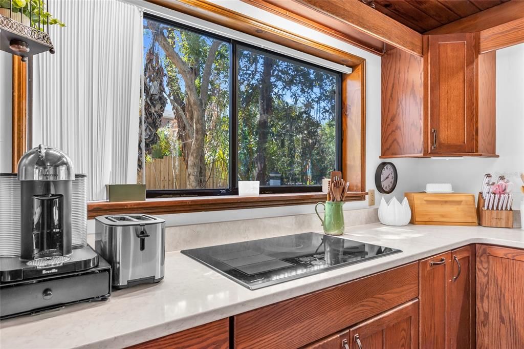 En Venta: $849,900 (5 camas, 3 baños, 3465 Pies cuadrados)