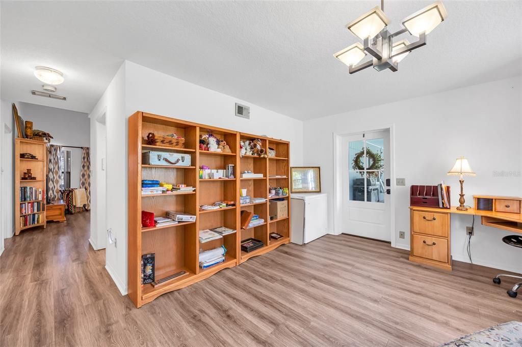 En Venta: $849,900 (5 camas, 3 baños, 3465 Pies cuadrados)