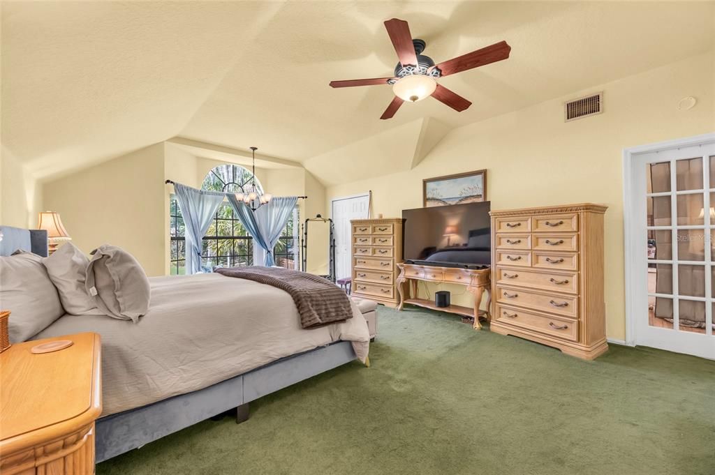 En Venta: $849,900 (5 camas, 3 baños, 3465 Pies cuadrados)