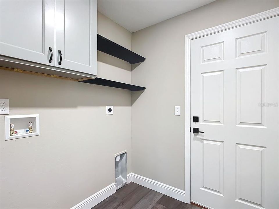 En Venta: $349,900 (3 camas, 2 baños, 1396 Pies cuadrados)