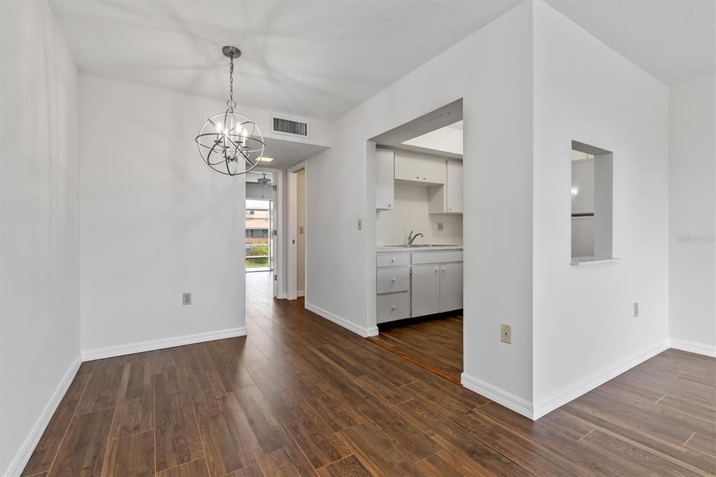 En Venta: $87,500 (1 camas, 1 baños, 572 Pies cuadrados)