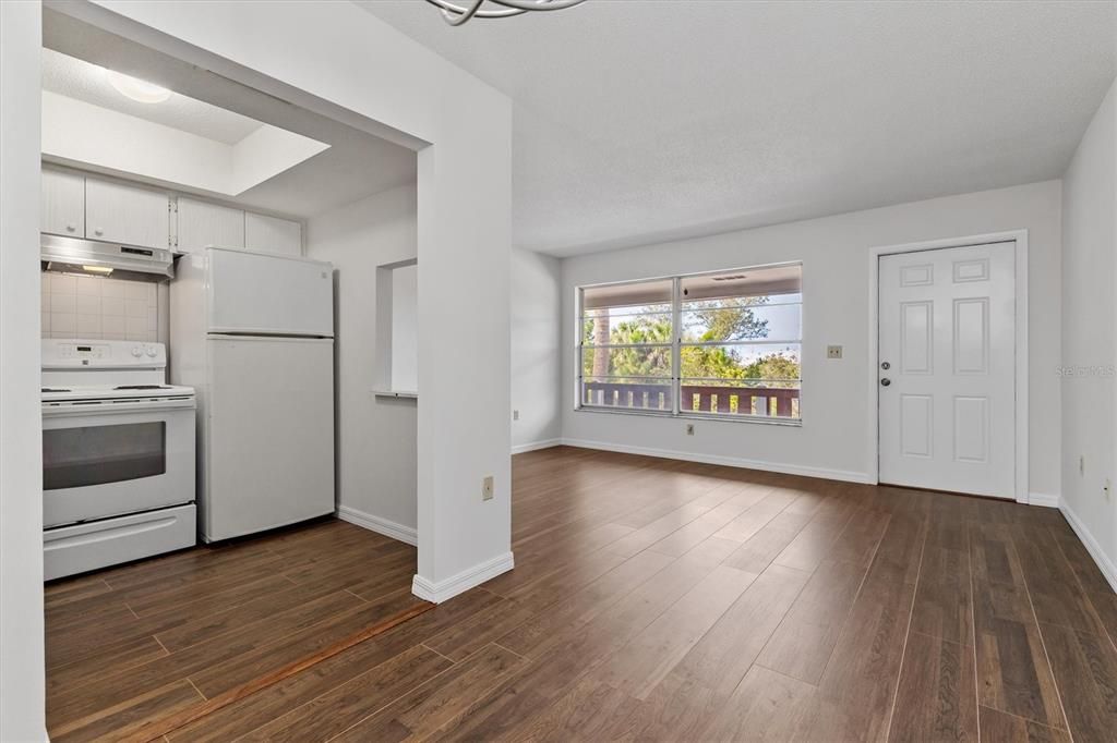 En Venta: $87,500 (1 camas, 1 baños, 572 Pies cuadrados)