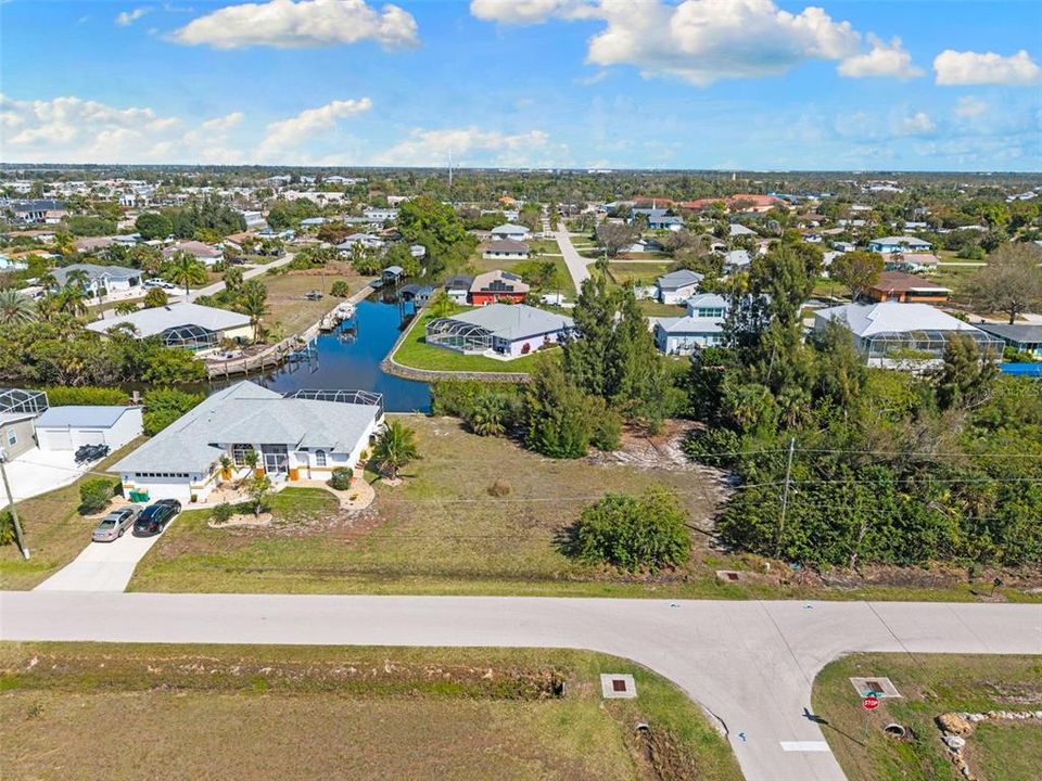 На продажу: $125,000 (0.23 acres)