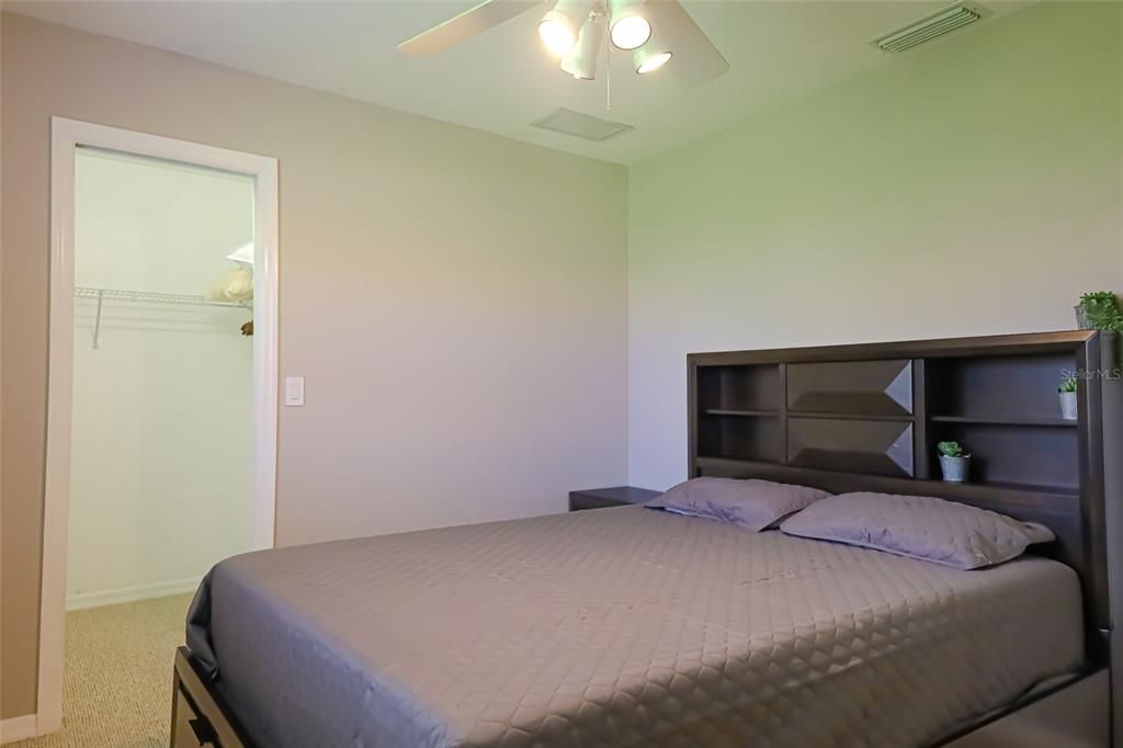 Active With Contract: $2,600 (3 beds, 2 baths, 2019 Square Feet)