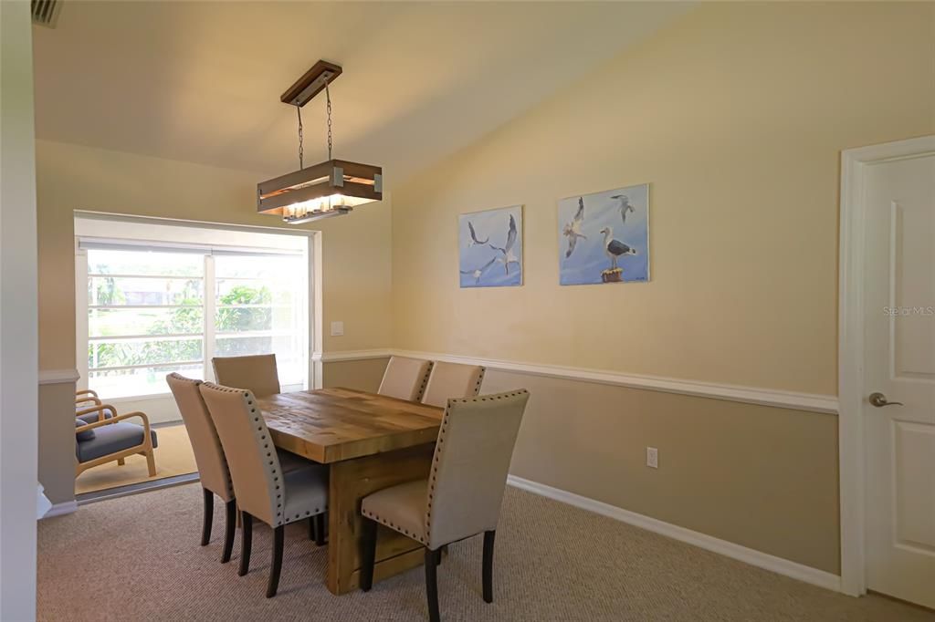Active With Contract: $2,600 (3 beds, 2 baths, 2019 Square Feet)