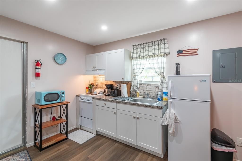 待售: $1,760,000 (4 贝兹, 3 浴室, 3012 平方英尺)