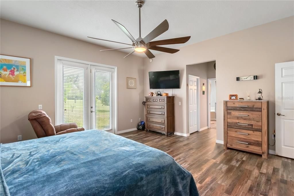 待售: $1,760,000 (4 贝兹, 3 浴室, 3012 平方英尺)