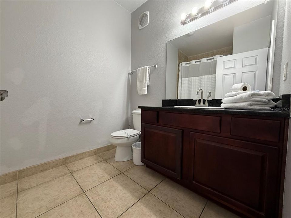 Active With Contract: $193,900 (3 beds, 2 baths, 1244 Square Feet)