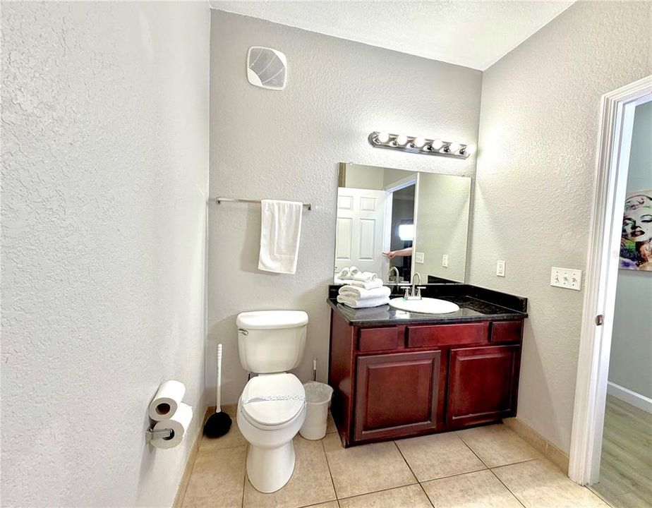 Active With Contract: $193,900 (3 beds, 2 baths, 1244 Square Feet)