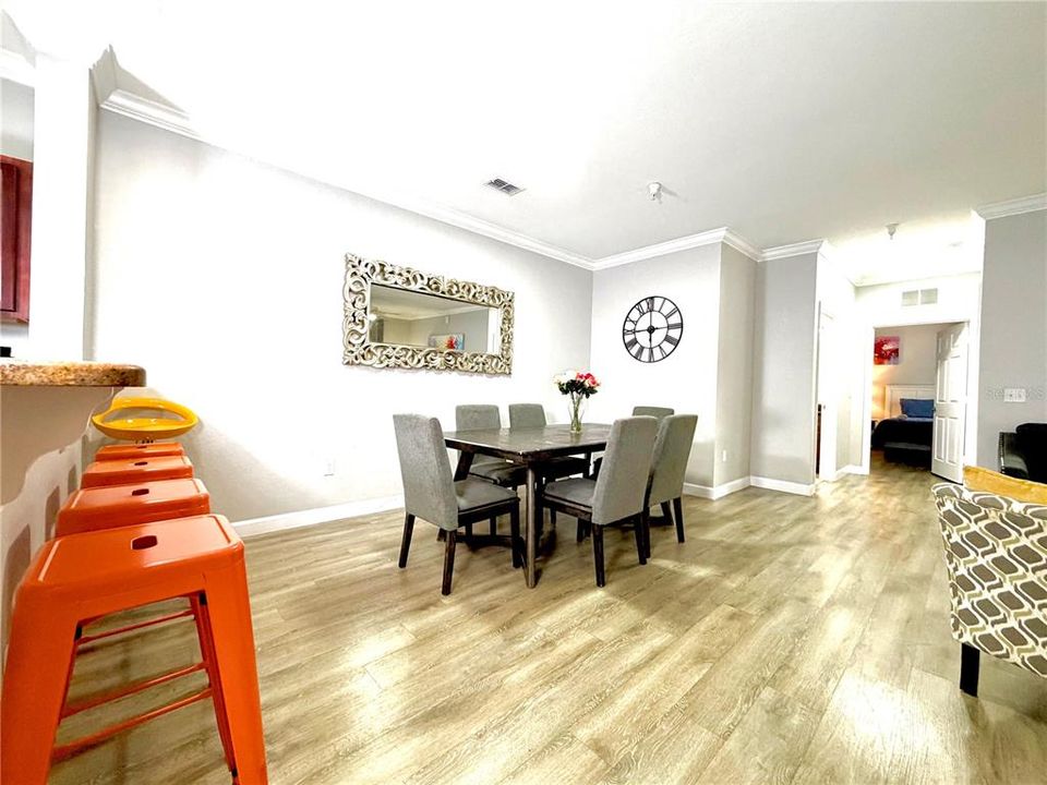 Active With Contract: $193,900 (3 beds, 2 baths, 1244 Square Feet)