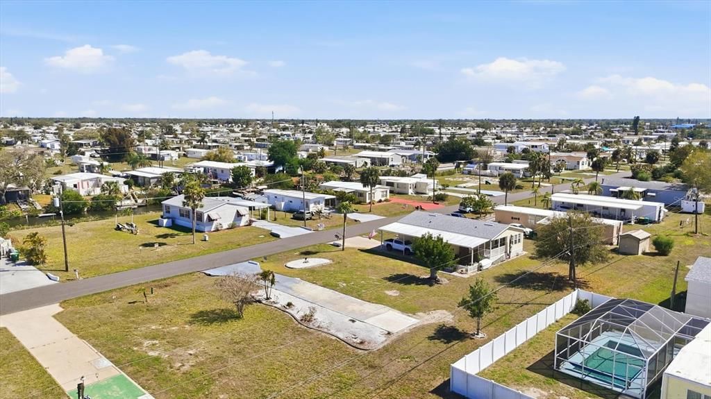 待售: $29,900 (0.18 acres)