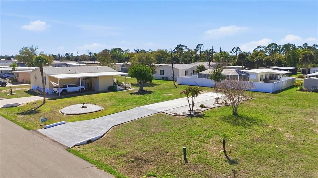 待售: $29,900 (0.18 acres)