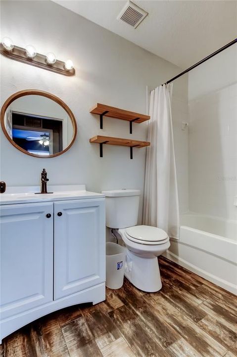 En Renta: $1,990 (3 camas, 3 baños, 1653 Pies cuadrados)