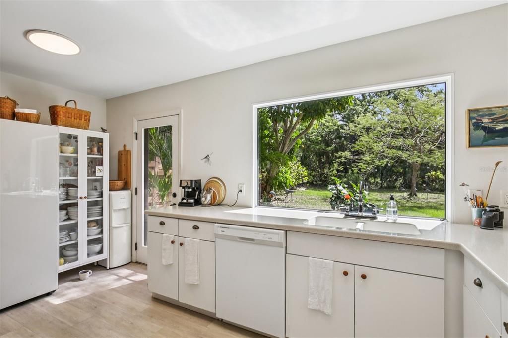 待售: $475,000 (3 贝兹, 2 浴室, 1716 平方英尺)