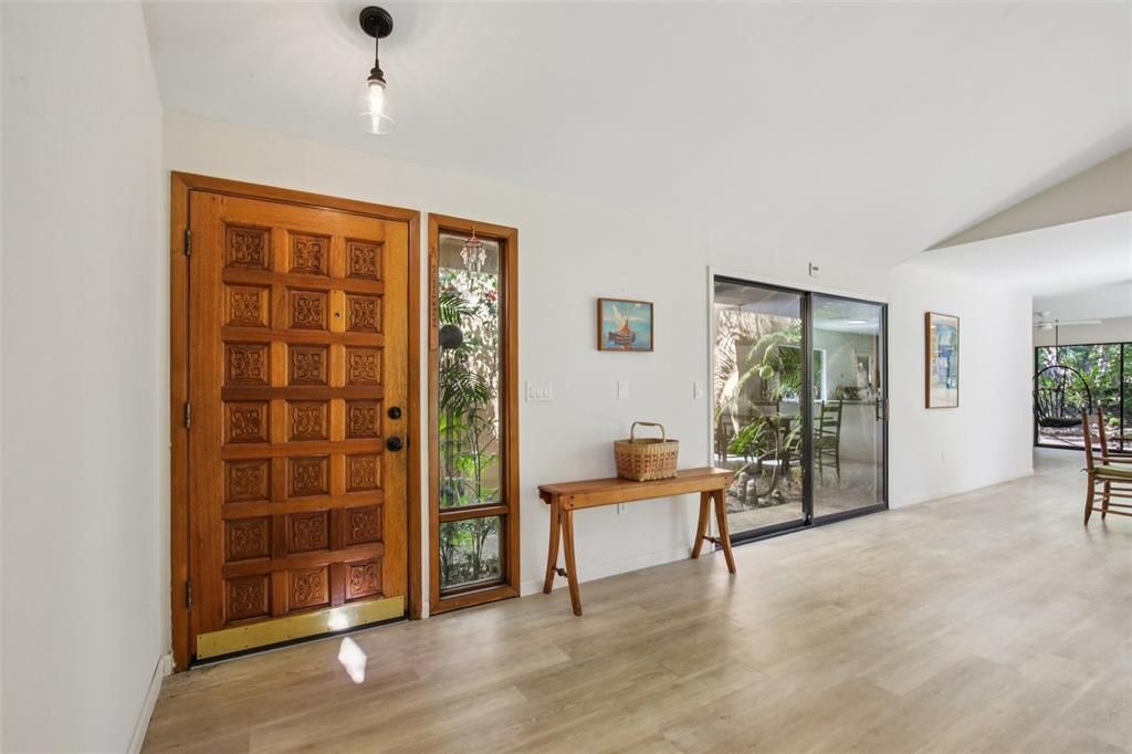 待售: $475,000 (3 贝兹, 2 浴室, 1716 平方英尺)