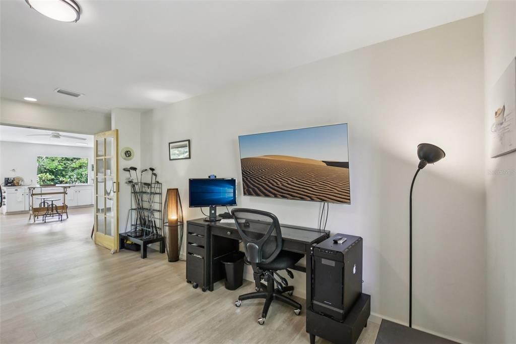 待售: $475,000 (3 贝兹, 2 浴室, 1716 平方英尺)