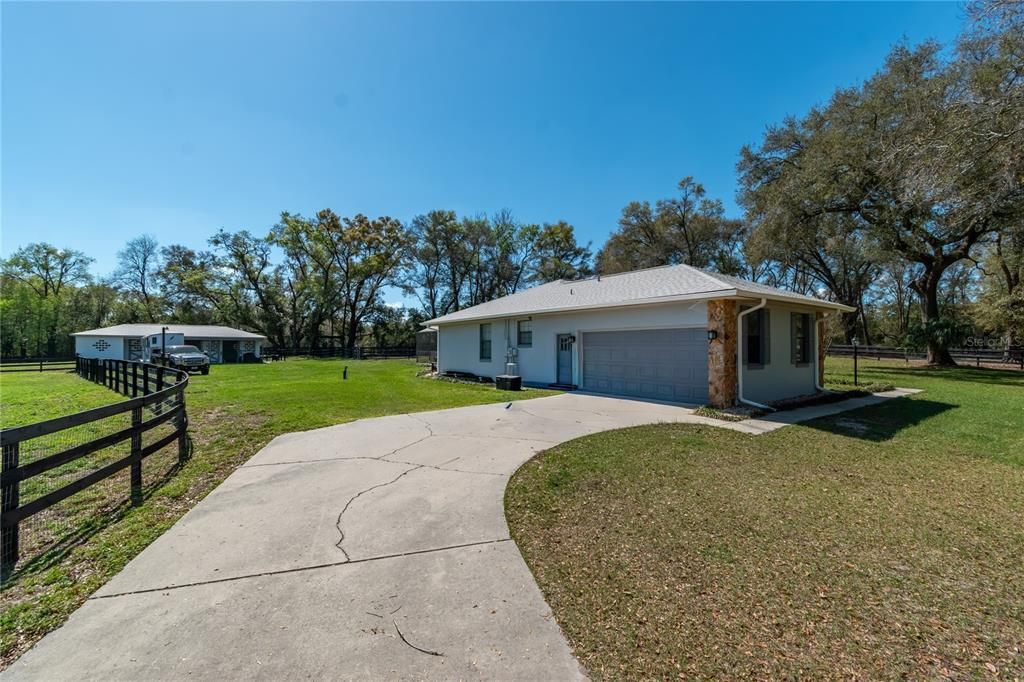Active With Contract: $675,000 (3 beds, 2 baths, 1875 Square Feet)