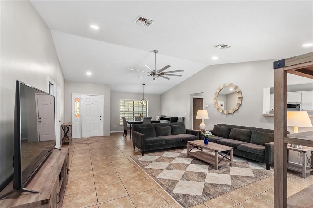 Active With Contract: $675,000 (3 beds, 2 baths, 1875 Square Feet)