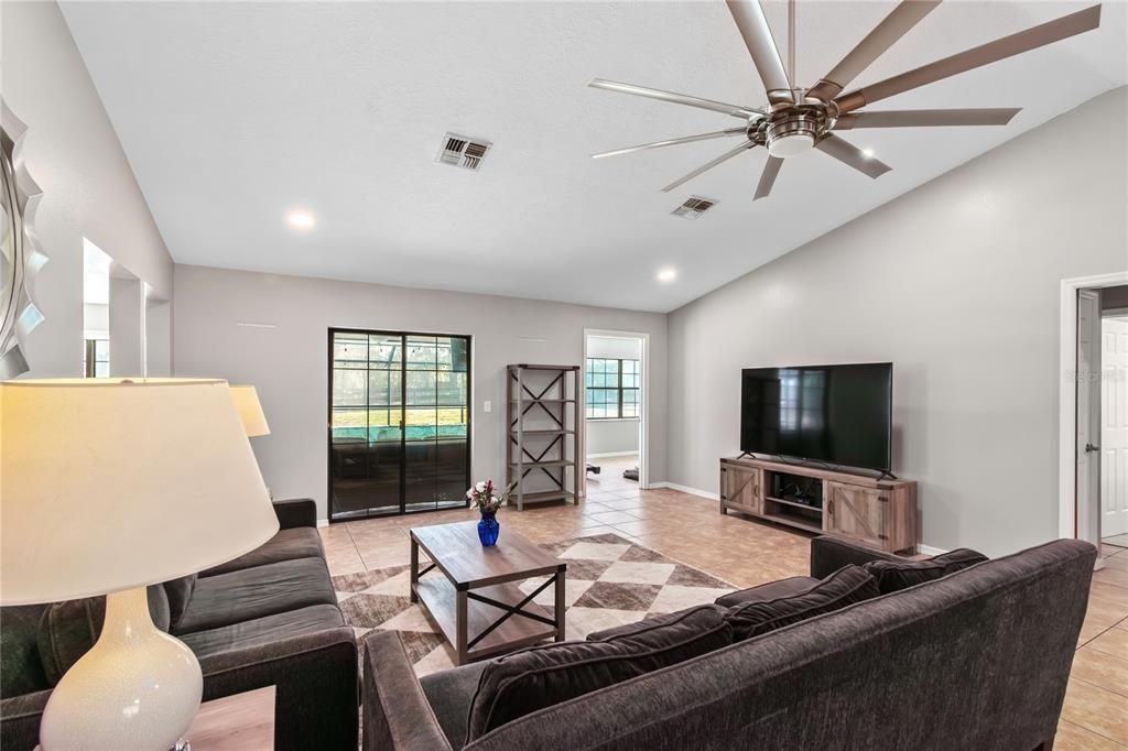 Active With Contract: $675,000 (3 beds, 2 baths, 1875 Square Feet)