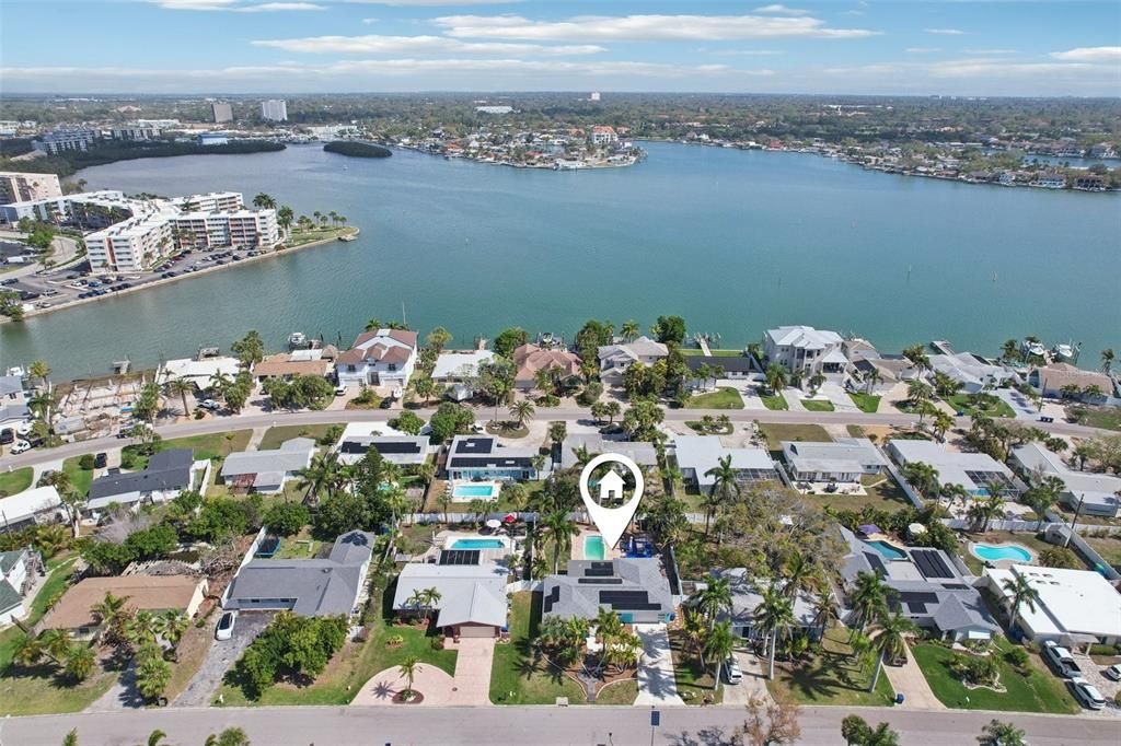 На продажу: $665,000 (3 спален, 2 ванн, 1688 Квадратных фут)