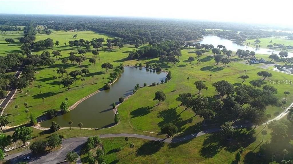 待售: $530,000 (11.85 acres)