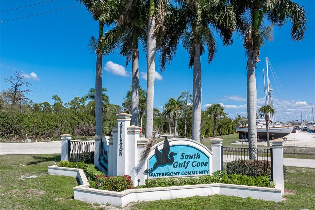 待售: $105,000 (0.23 acres)