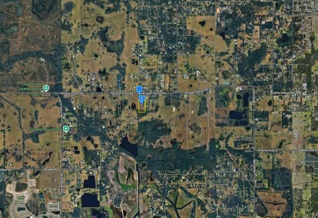 На продажу: $256,999 (9.77 acres)