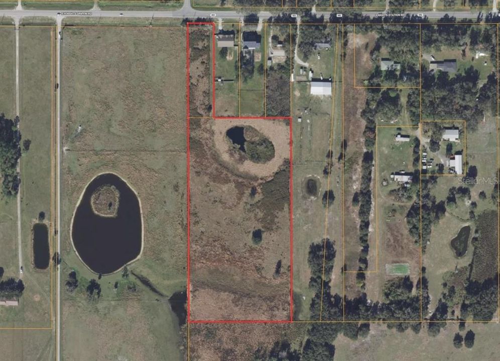На продажу: $256,999 (9.77 acres)