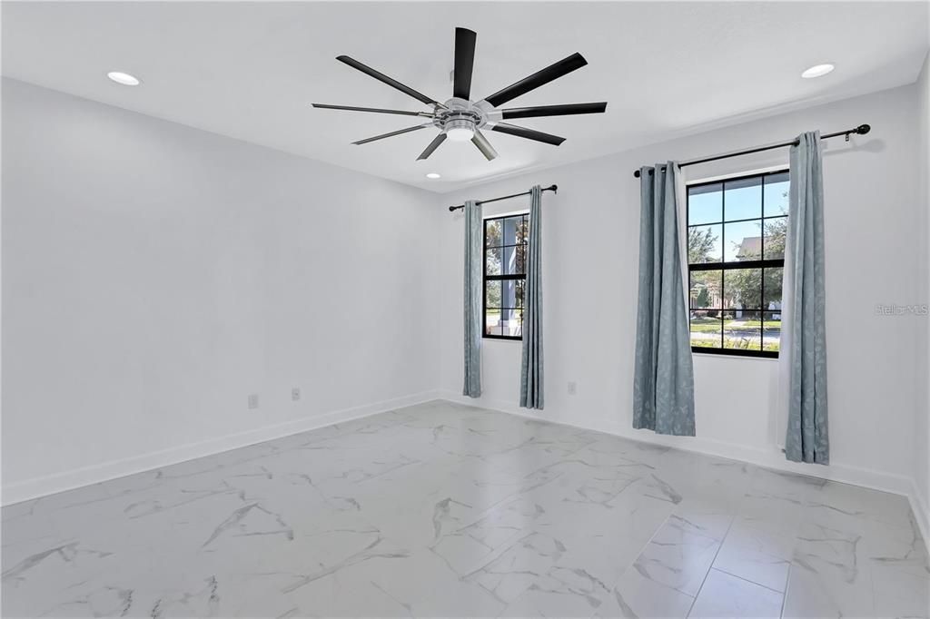 En Venta: $304,900 (2 camas, 2 baños, 1422 Pies cuadrados)