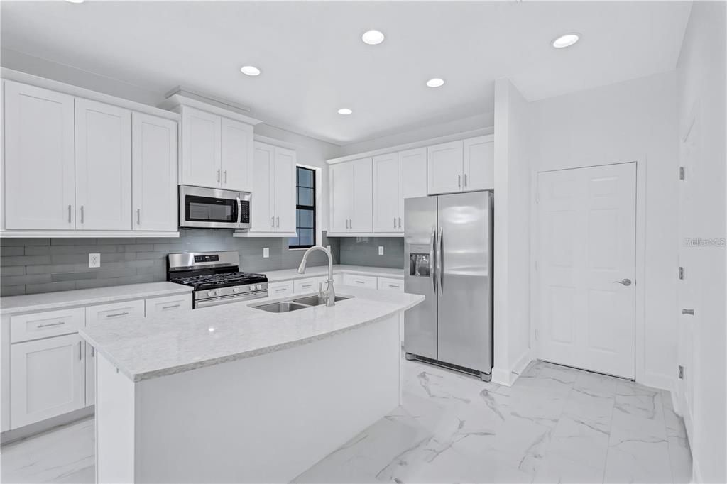 En Venta: $304,900 (2 camas, 2 baños, 1422 Pies cuadrados)