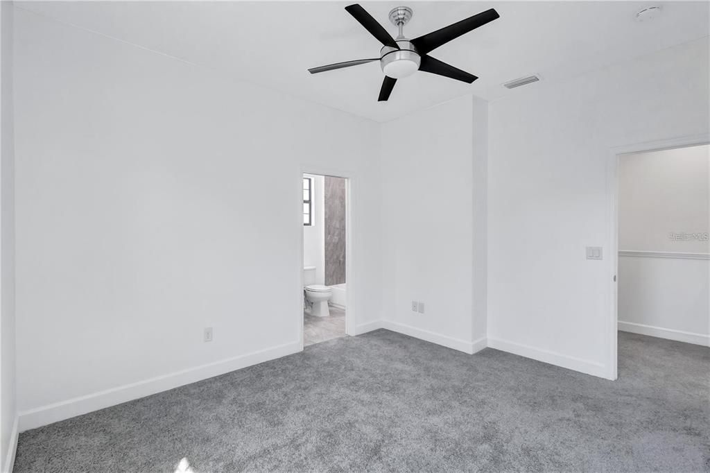 En Venta: $304,900 (2 camas, 2 baños, 1422 Pies cuadrados)