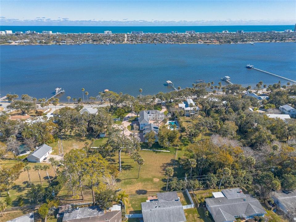 На продажу: $1,400,000 (5 спален, 6 ванн, 4529 Квадратных фут)