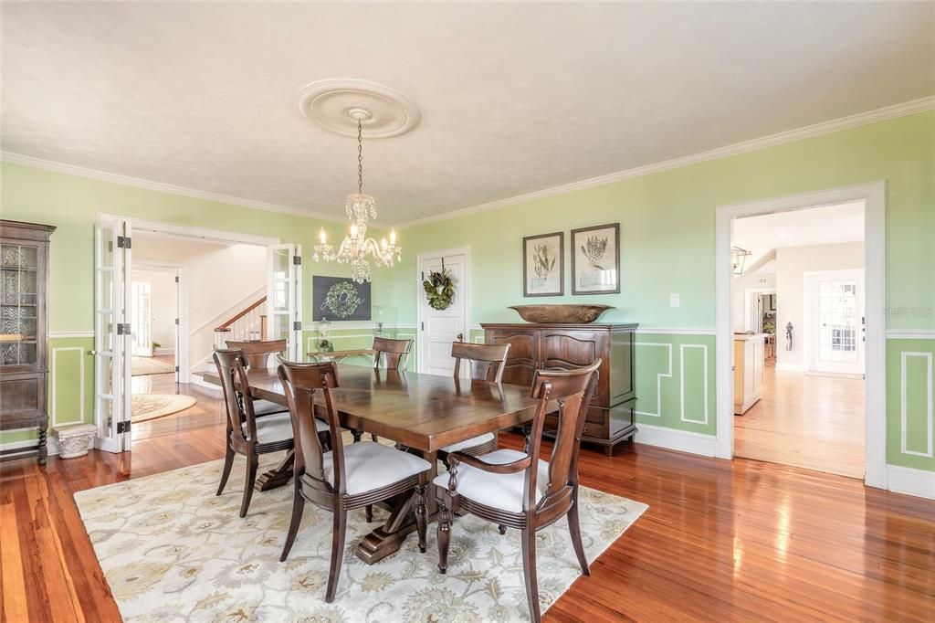 На продажу: $1,400,000 (5 спален, 6 ванн, 4529 Квадратных фут)