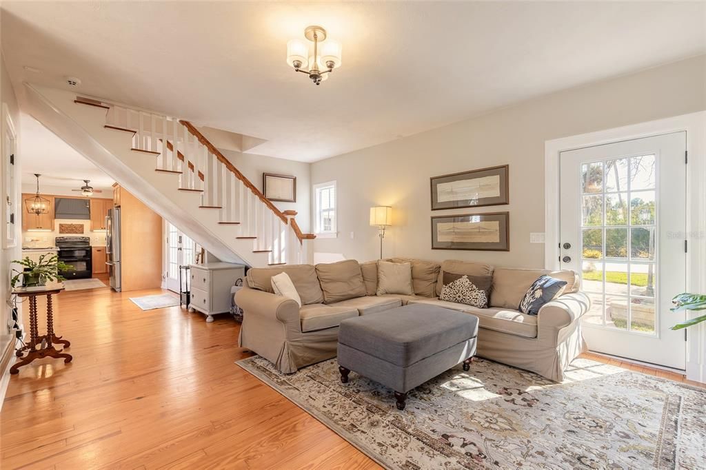 На продажу: $1,400,000 (5 спален, 6 ванн, 4529 Квадратных фут)