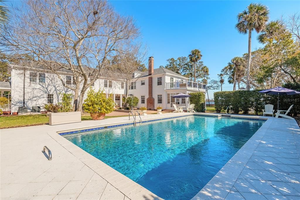 На продажу: $1,400,000 (5 спален, 6 ванн, 4529 Квадратных фут)