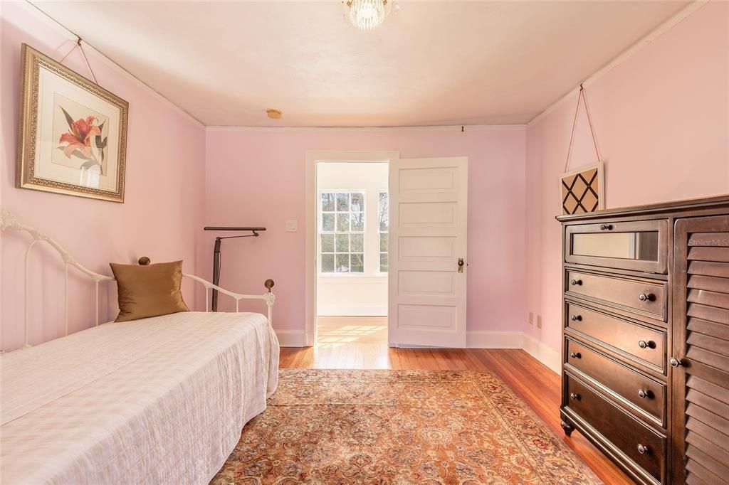 На продажу: $1,400,000 (5 спален, 6 ванн, 4529 Квадратных фут)