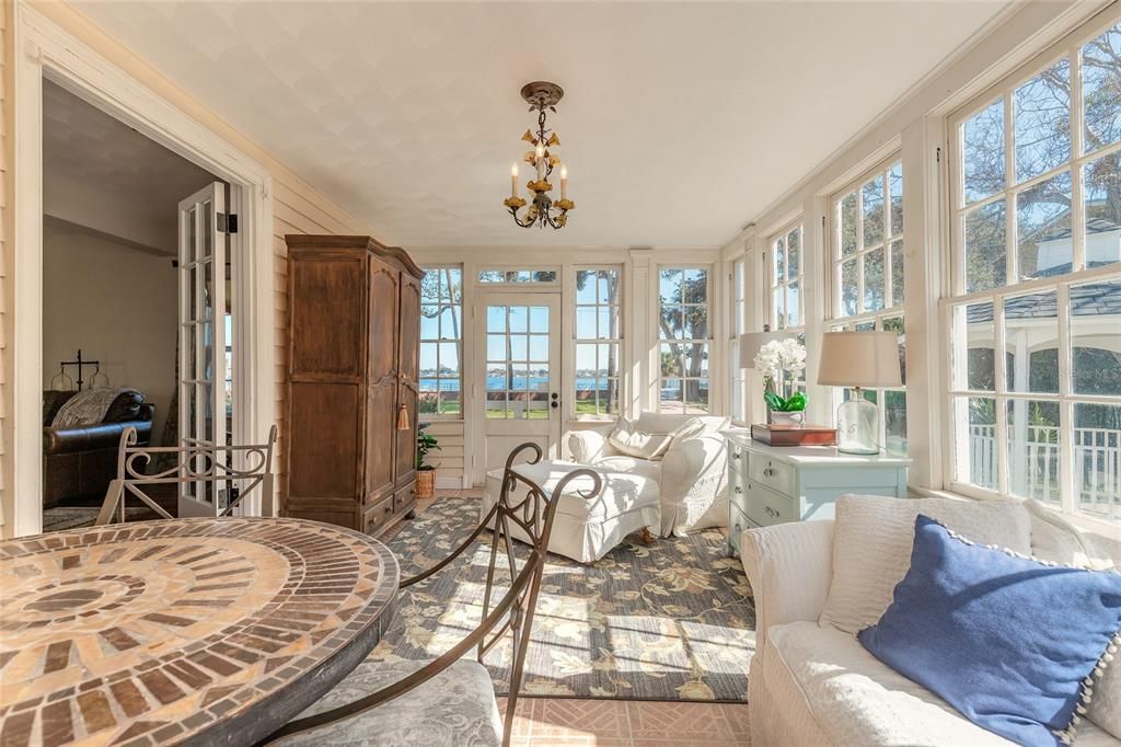 На продажу: $1,400,000 (5 спален, 6 ванн, 4529 Квадратных фут)