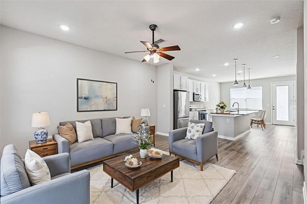 For Sale: $360,000 (2 beds, 2 baths, 1472 Square Feet)