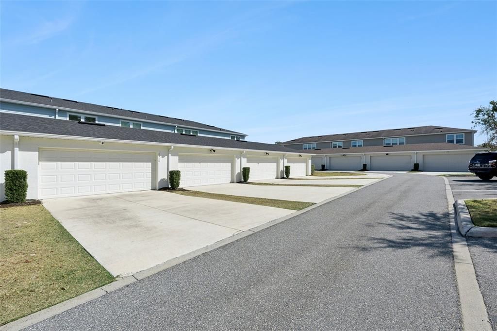 For Sale: $360,000 (2 beds, 2 baths, 1472 Square Feet)